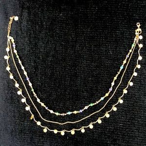 Three tier gold necklace